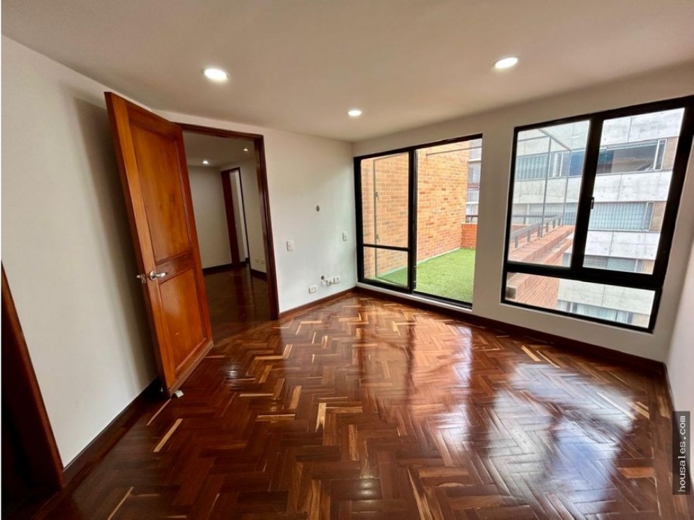 Apartamento en venta en Bella Suiza, Bogotá · foto 2 de 18