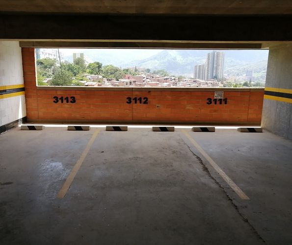 Apartamento de 3 alcobas en venta en Bello, 69 m² · foto 16 de 19