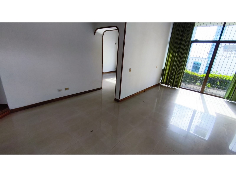 Casa en venta en Los Alamos, Pereira · foto 3 de 24