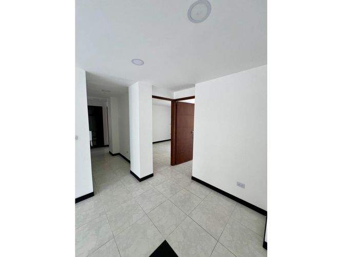 Apartamento de 3 alcobas en arriendo en Laureles, Medellín, 95 m² · foto 10 de 20