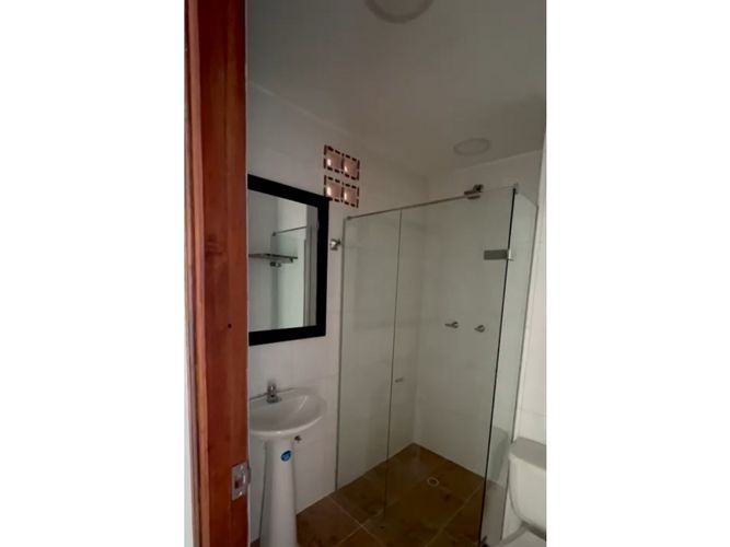 Apartamento de 3 alcobas en arriendo en Laureles, Medellín, 95 m² · foto 18 de 20
