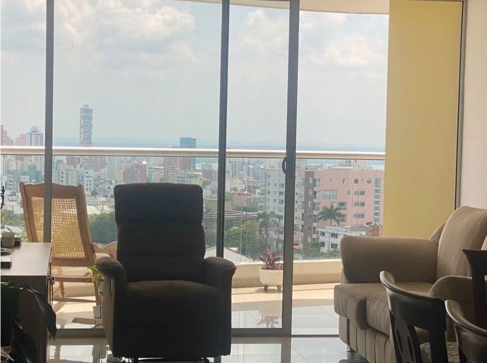 Apartamento en venta en Ciudad Jardin, Barranquilla · foto 2 de 18