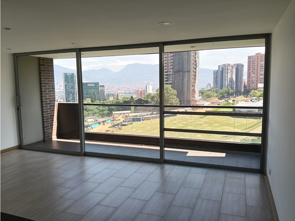 Apartamento de 3 habitaciones en venta en El Poblado, Medellín — imagen 1 de 21