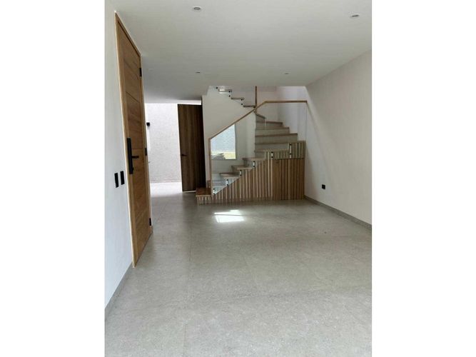 Casa de 3 alcobas en venta en Lomitas, La Ceja, 128 m² · foto 4 de 16