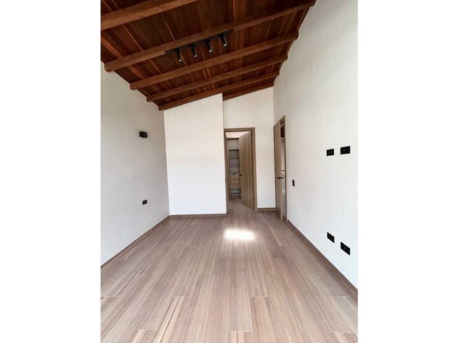 Casa de 3 alcobas en venta en Lomitas, La Ceja, 128 m² · foto 12 de 16
