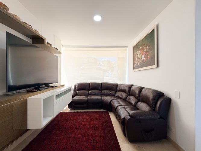 Casa de 5 alcobas en venta en Ruitoque Condominio, Floridablanca, 320 m² · foto 11 de 23