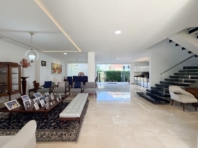 Casa de 5 alcobas en venta en Ruitoque Condominio, Floridablanca, 320 m² · foto 7 de 23