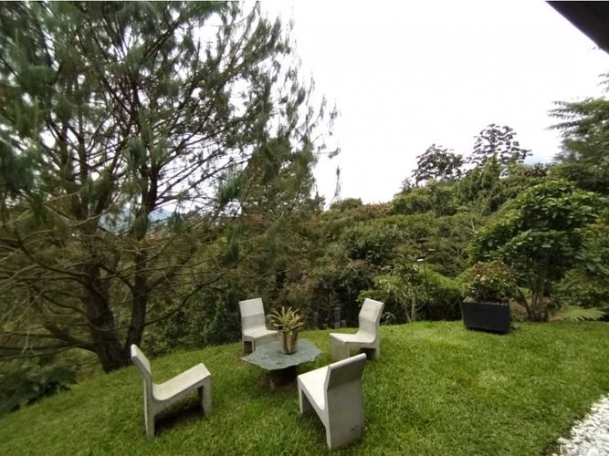 Casa de 3 alcobas en venta en Guamito, La Ceja, 270 m² · foto 6 de 24