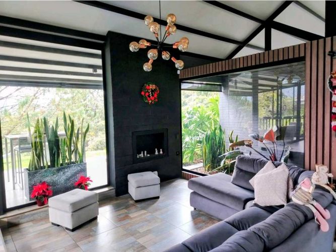 Casa de 3 alcobas en venta en Guamito, La Ceja, 270 m² · foto 9 de 24