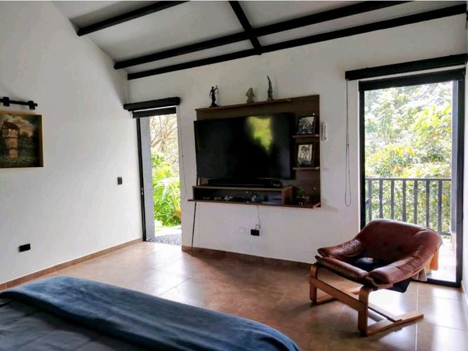 Casa de 3 alcobas en venta en Guamito, La Ceja, 270 m² · foto 12 de 24