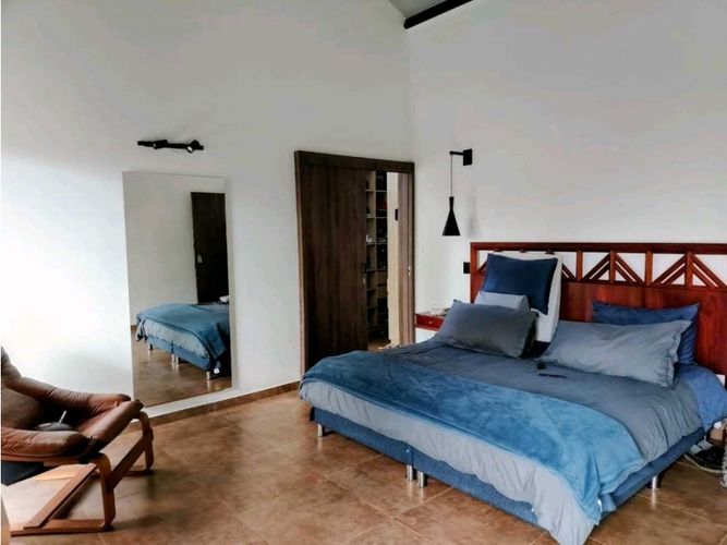 Casa de 3 alcobas en venta en Guamito, La Ceja, 270 m² · foto 13 de 24