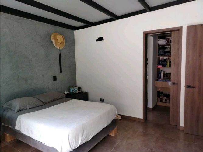 Casa de 3 alcobas en venta en Guamito, La Ceja, 270 m² · foto 16 de 24