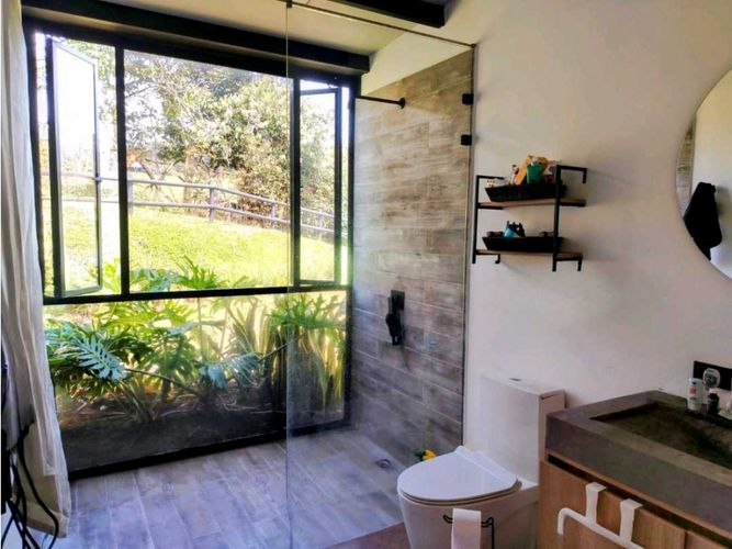 Casa de 3 alcobas en venta en Guamito, La Ceja, 270 m² · foto 23 de 24