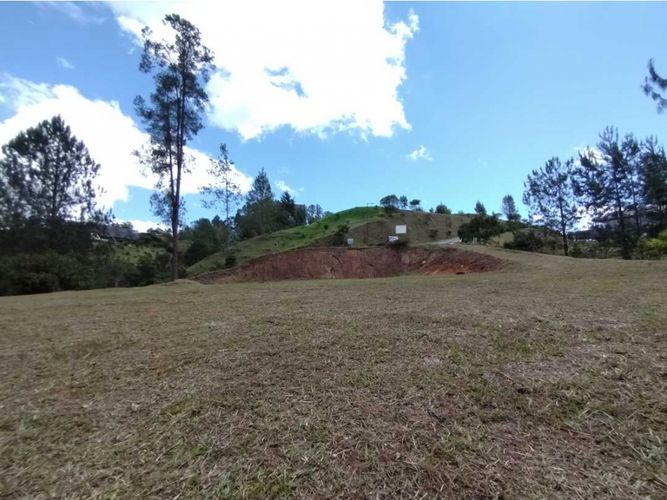 Lote en venta en Don Diego, El Retiro, 9639 m² · foto 2 de 5
