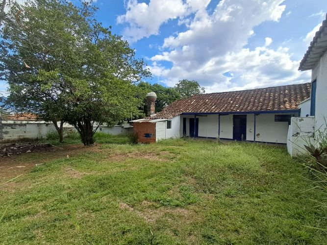 Casa de 7 alcobas en venta en Robledo, Medellín, 1035 m² · foto 12 de 24