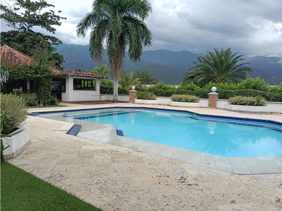 4BR Country House in Paso real (450 m²) for Sale
