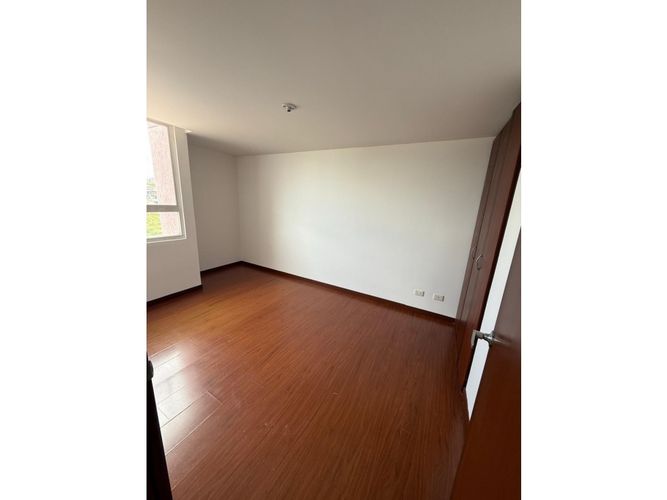 Apartamento de 2 alcobas en venta en Tunja, Tunja, 56 m² · foto 2 de 12