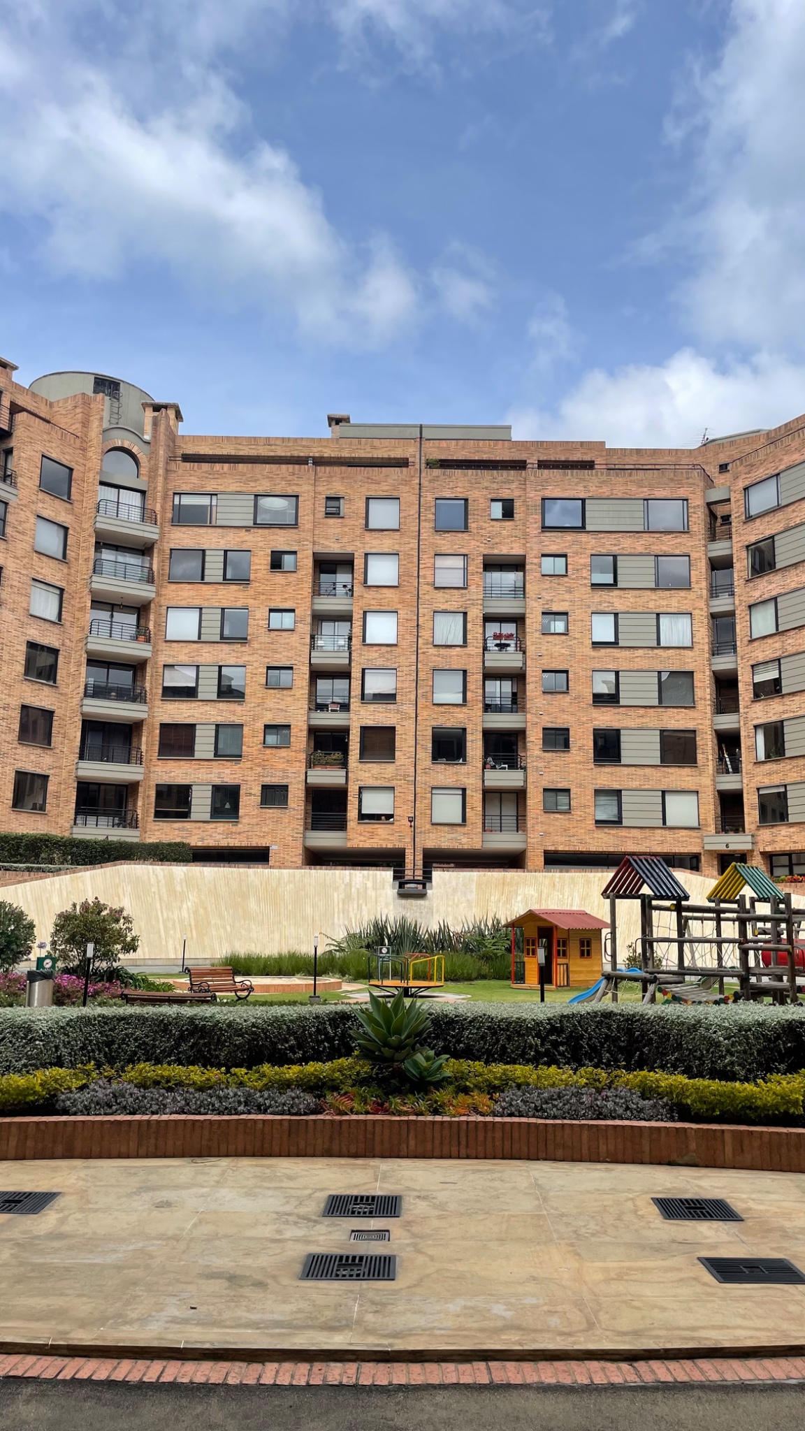 Apartment for rent in Iraka, Bogotá