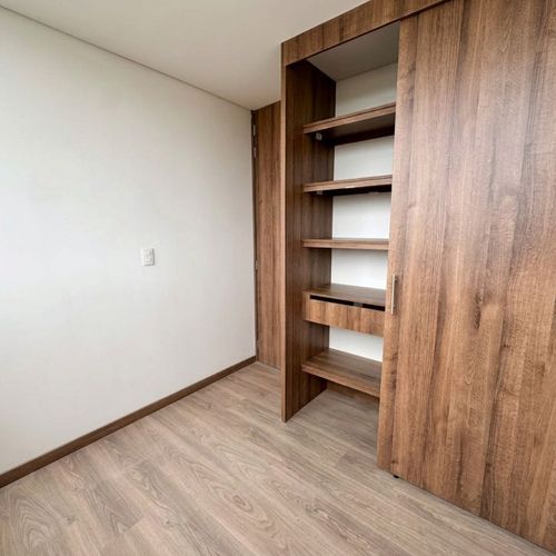 Apartamento de 2 alcobas en venta en Centro, Rionegro, 68 m² · foto 9 de 9