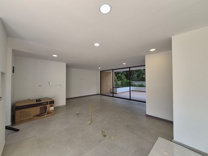 Apartamento de 3 alcobas en venta en Camino Verde, Envigado, 197 m² · foto 6 de 22
