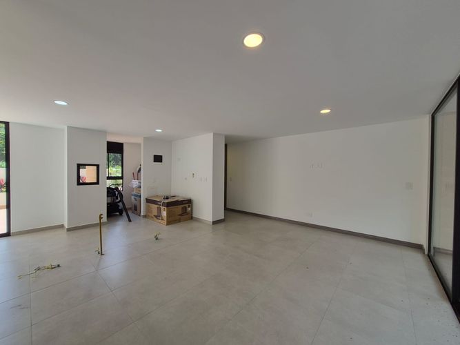 Apartamento de 3 alcobas en venta en Camino Verde, Envigado, 197 m² · foto 5 de 22