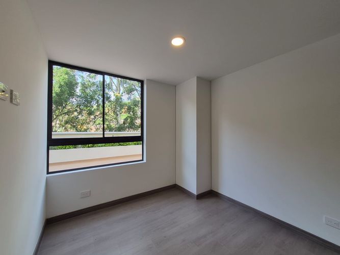 Apartamento de 3 alcobas en venta en Camino Verde, Envigado, 197 m² · foto 10 de 22