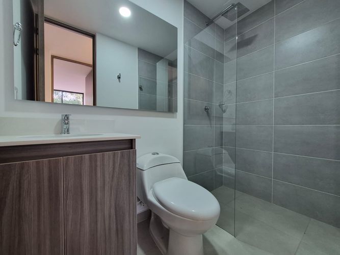 Apartamento de 3 alcobas en venta en Camino Verde, Envigado, 197 m² · foto 12 de 22
