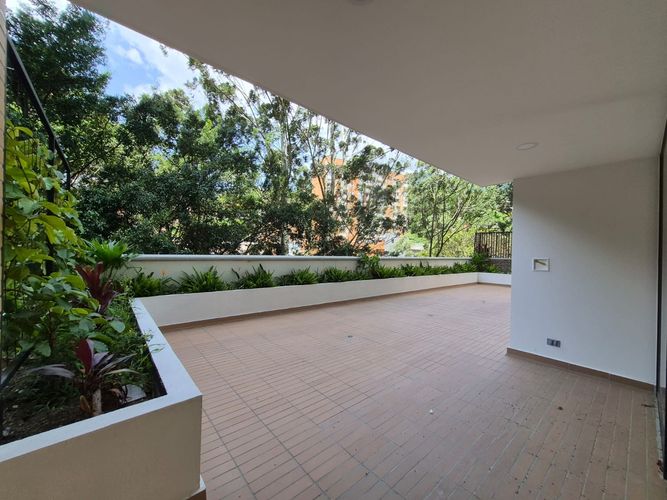 Apartamento de 3 alcobas en venta en Camino Verde, Envigado, 197 m² · foto 18 de 22