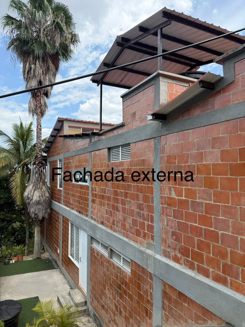 Casa de 5 alcobas en venta en Granada, Cali, 280 m² · foto 19 de 20