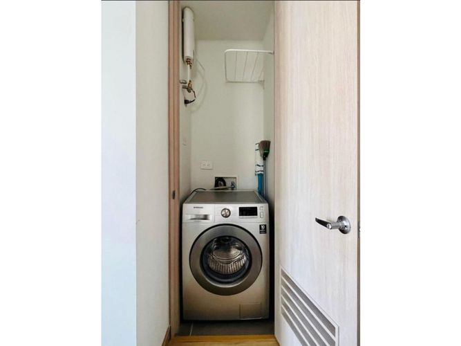 Apartaestudio en venta en Chico Norte, Bogotá, 28 m² · foto 13 de 13