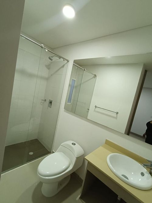Casa de 4 alcobas en venta en El Castillo, Jamundí, 214 m² · foto 13 de 24