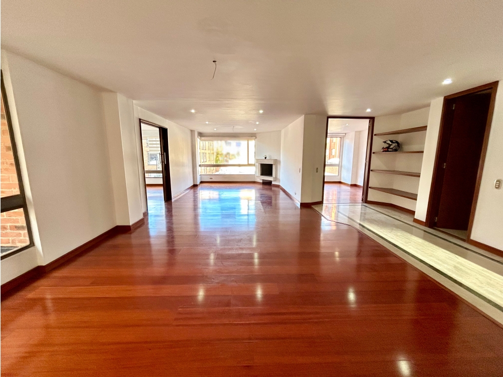 Apartamento en Venta en Santa Barbara, Bogotá