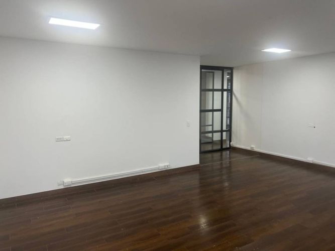 Oficina en arriendo en El Poblado, Medellín, 251 m² · foto 16 de 21