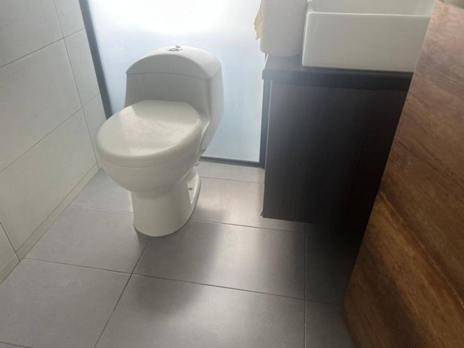 Oficina en arriendo en El Poblado, Medellín, 251 m² · foto 21 de 21