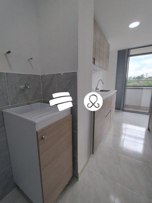 Apartamento de 2 alcobas en venta en San Jose Obrero, Bello, 57 m² · foto 3 de 15