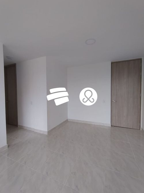 Apartamento de 2 alcobas en venta en San Jose Obrero, Bello, 57 m² · foto 7 de 15