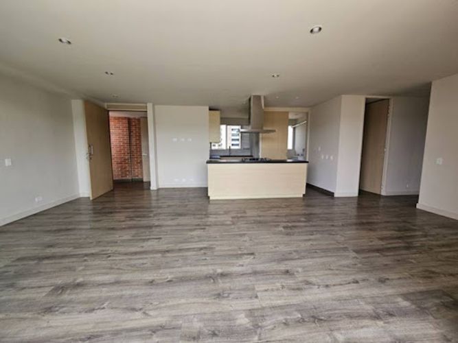 Apartamento de 2 alcobas en arriendo en Alejandria, Medellín, 105 m² · foto 8 de 24