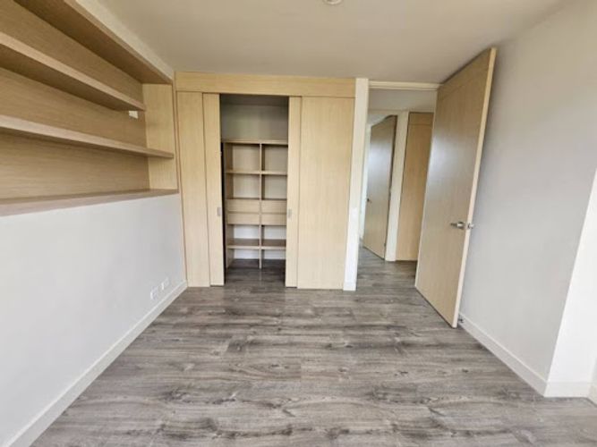 Apartamento de 2 alcobas en arriendo en Alejandria, Medellín, 105 m² · foto 23 de 24