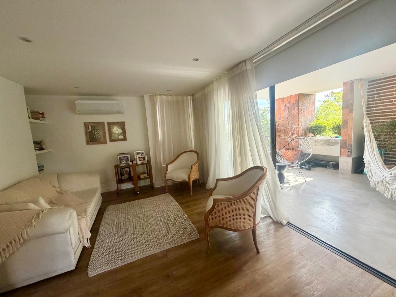 Apartamento en venta en El Poblado, Medellín · foto 9 de 24