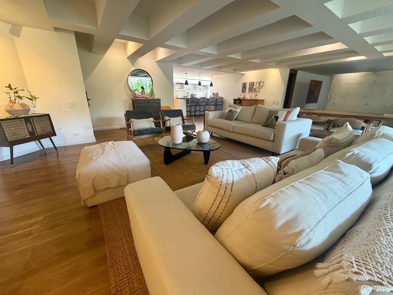 Apartamento en venta en El Poblado, Medellín · foto 3 de 24