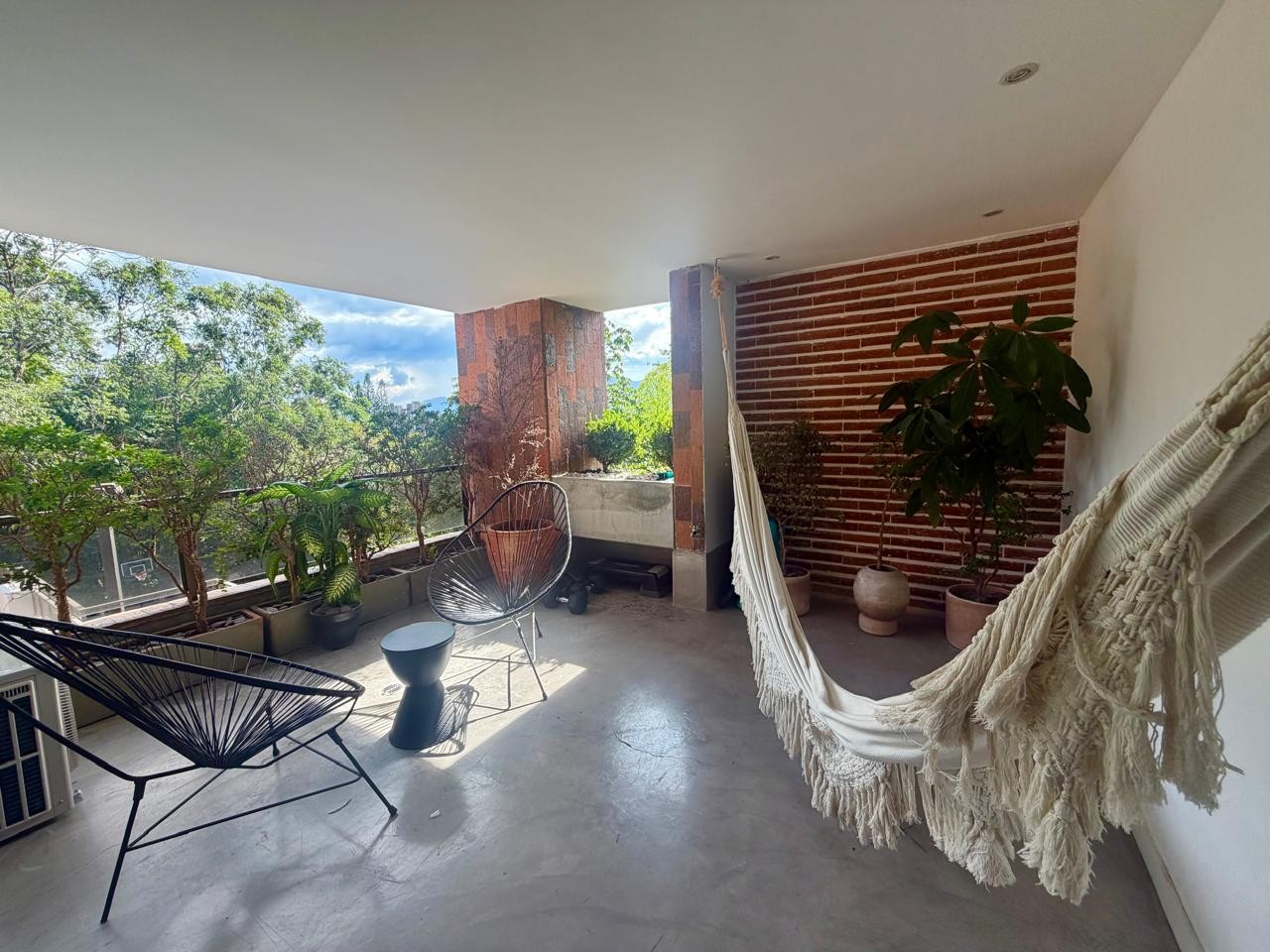 Apartamento en venta en El Poblado, Medellín · foto 8 de 24