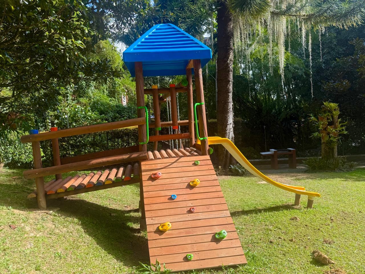 Apartamento en venta en El Poblado, Medellín · foto 10 de 24