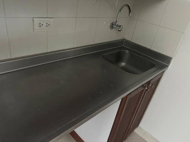 Oficina en arriendo en Milla De Oro, Medellín, 35 m² · foto 11 de 12