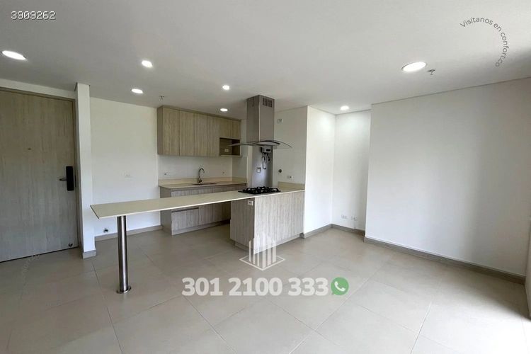 Apartamento de 2 alcobas en arriendo en Loma Del Escobero, Envigado, 70 m² · foto 2 de 20