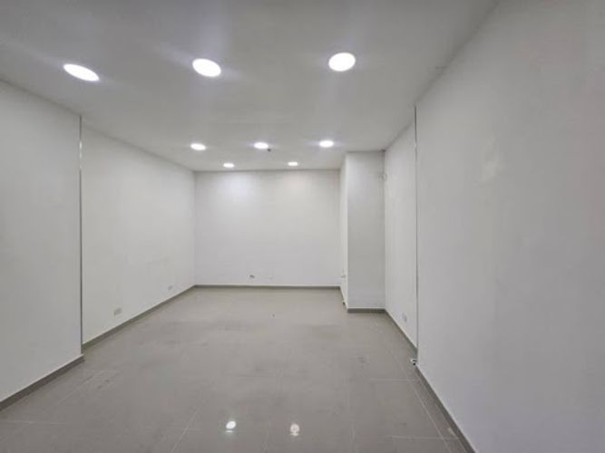 Local en arriendo en Vía Las Palmas, Medellín, 24 m² · foto 3 de 4