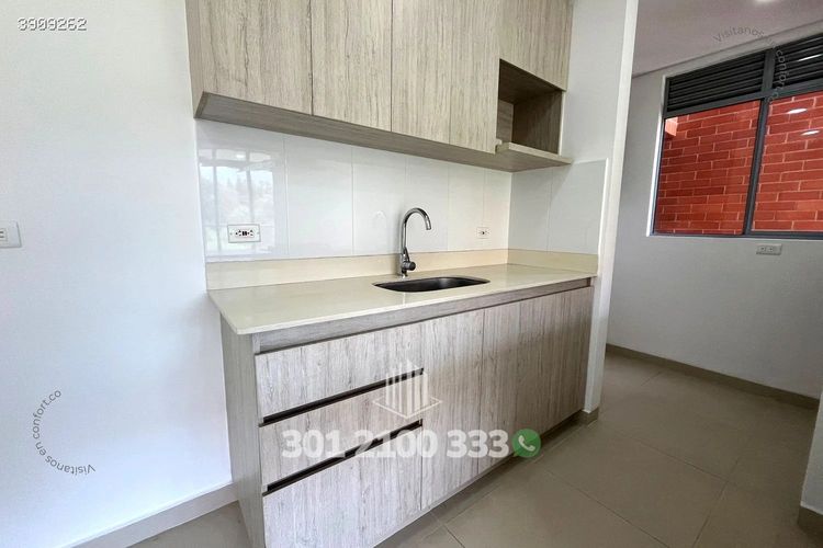 Apartamento de 2 alcobas en arriendo en Loma Del Escobero, Envigado, 70 m² · foto 7 de 20