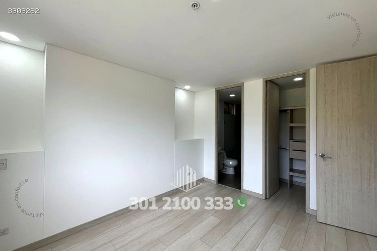 Apartamento de 2 alcobas en arriendo en Loma Del Escobero, Envigado, 70 m² · foto 10 de 20