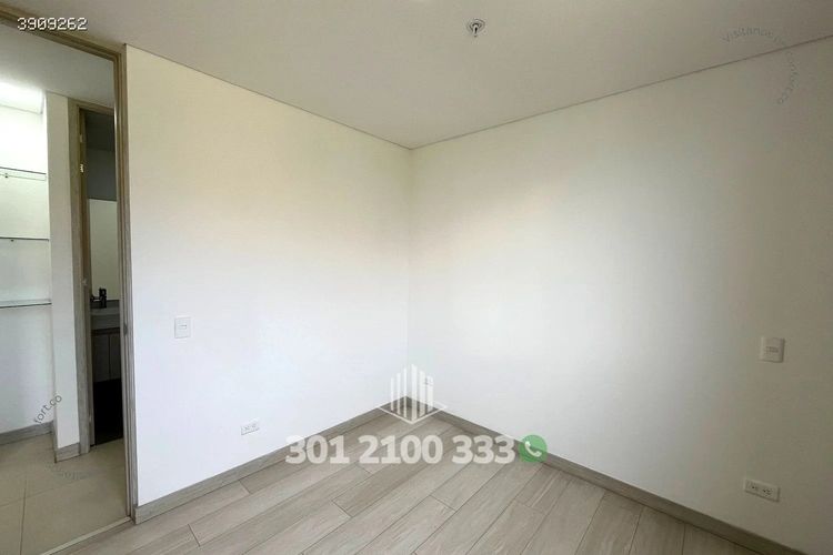 Apartamento de 2 alcobas en arriendo en Loma Del Escobero, Envigado, 70 m² · foto 17 de 20