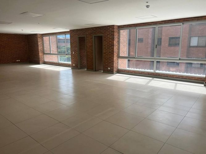 Oficina en arriendo en Castropol, Medellín, 136 m² · foto 4 de 21