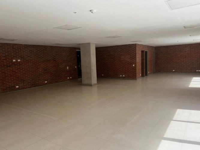 Oficina en arriendo en Castropol, Medellín, 136 m² · foto 7 de 21